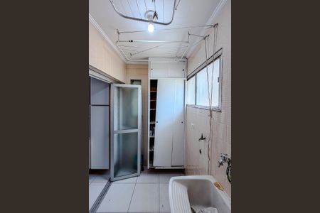 Apartamento à venda com 63m², 2 quartos e 1 vagaÁrea de Serviço