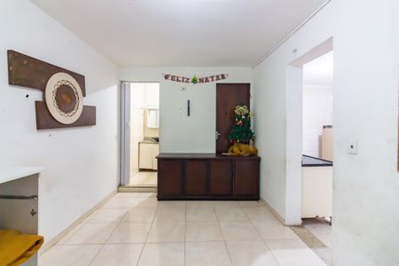 Comodo  de casa para alugar com 2 quartos, 50m² em City Bussocaba, Osasco