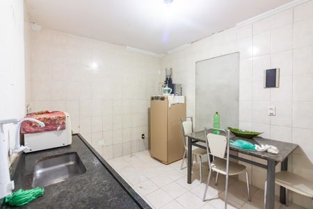 Cozinha  de casa para alugar com 2 quartos, 50m² em City Bussocaba, Osasco