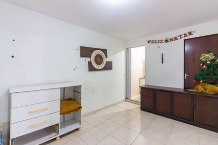 Comodo  de casa para alugar com 2 quartos, 50m² em City Bussocaba, Osasco
