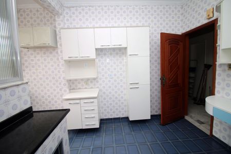 Apartamento para alugar com 78m², 2 quartos e 1 vagaCozinha