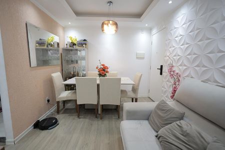 Sala de apartamento à venda com 2 quartos, 45m² em Jardim Utinga, Santo André