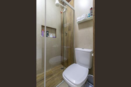 Casa à venda com 220m², 3 quartos e 2 vagasBanheiro