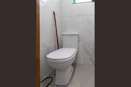 Casa à venda com 220m², 3 quartos e 2 vagasLavabo