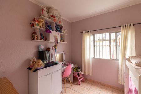 Casa à venda com 220m², 3 quartos e 2 vagasQuarto 1