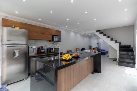 Casa à venda com 220m², 3 quartos e 2 vagasSala e Cozinha