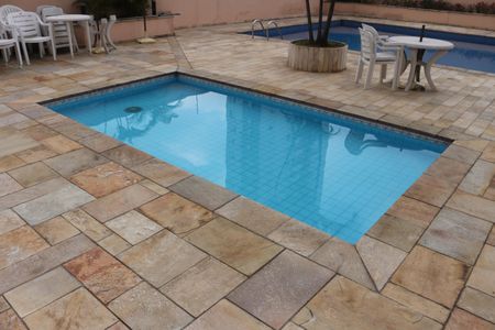 Apartamento à venda com 100m², 3 quartos e 2 vagasÁrea comum - Piscina