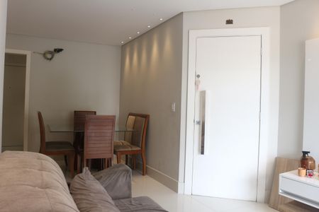 Apartamento à venda com 100m², 3 quartos e 2 vagasSala