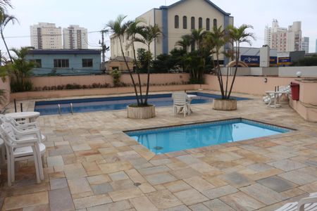 Apartamento à venda com 100m², 3 quartos e 2 vagasÁrea comum - Piscina