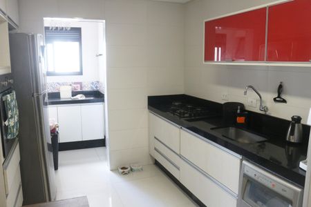 Apartamento à venda com 100m², 3 quartos e 2 vagasCozinha