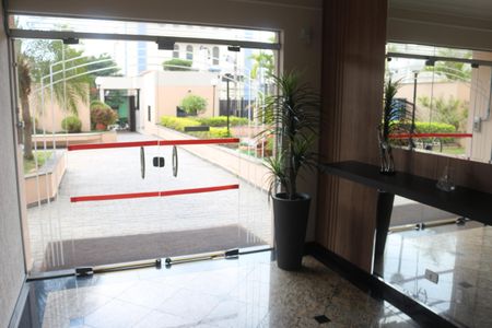 Apartamento à venda com 100m², 3 quartos e 2 vagasHall social