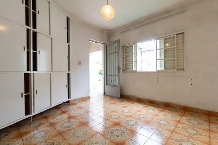 Casa para alugar com 178m², 2 quartos e 2 vagas Casa para alugar com 178m², 2 quartos e 2 vagasEdicula