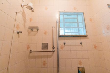 Casa para alugar com 178m², 2 quartos e 2 vagas Casa para alugar com 178m², 2 quartos e 2 vagasBanheiro 1