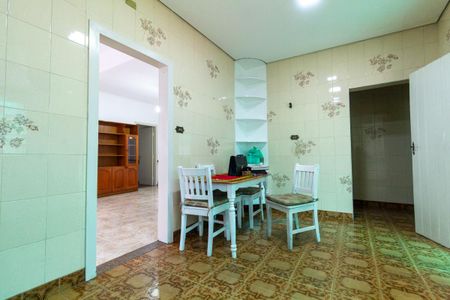 Casa para alugar com 178m², 2 quartos e 2 vagas Casa para alugar com 178m², 2 quartos e 2 vagasCozinha