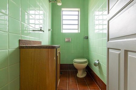 Casa para alugar com 178m², 2 quartos e 2 vagas Casa para alugar com 178m², 2 quartos e 2 vagasEdicula - Banheiro