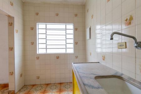 Casa para alugar com 178m², 2 quartos e 2 vagas Casa para alugar com 178m², 2 quartos e 2 vagasEdicula - Cozinha