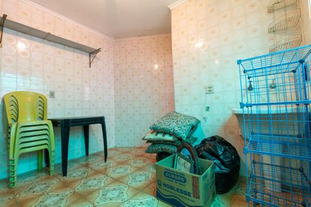 Casa para alugar com 178m², 2 quartos e 2 vagas Casa para alugar com 178m², 2 quartos e 2 vagasÁrea de Serviço