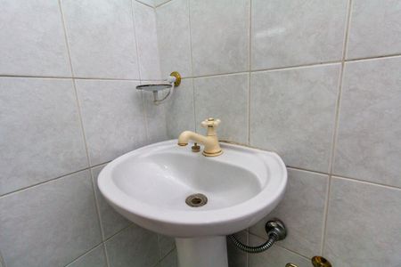 Casa para alugar com 178m², 2 quartos e 2 vagas Casa para alugar com 178m², 2 quartos e 2 vagasLavabo