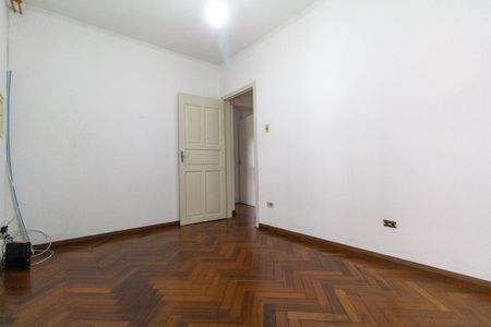 Quarto 1 de casa para alugar com 2 quartos, 178m² em Vila Antonina, São Paulo