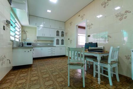 Casa para alugar com 178m², 2 quartos e 2 vagas Casa para alugar com 178m², 2 quartos e 2 vagasCozinha