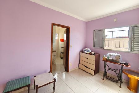 Casa à venda com 173m², 3 quartos e 6 vagasQuarto Suíte