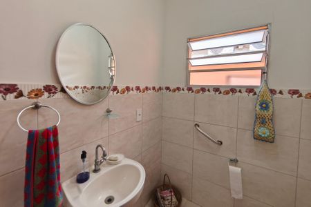 Casa à venda com 173m², 3 quartos e 6 vagasLavabo