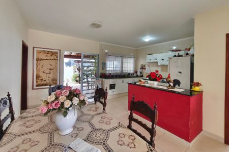 Casa à venda com 173m², 3 quartos e 6 vagasSala de Jantar