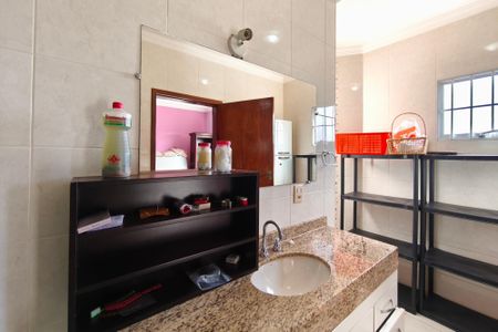 Casa à venda com 173m², 3 quartos e 6 vagasBanheiro Suíte