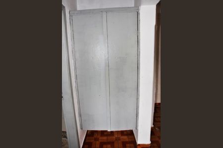 Casa para alugar com 129m², 3 quartos e 1 vagaDetalhe - Corredor Dispensa