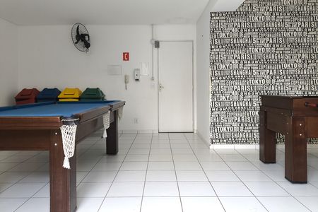 Apartamento para alugar com 53m², 2 quartos e 1 vaga Apartamento para alugar com 53m², 2 quartos e 1 vagaÁrea comum - Sala de Jogos