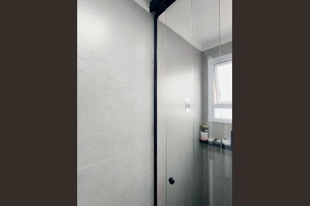 Banheiro de apartamento para alugar com 2 quartos, 53m² em Vila Nambi, Jundiaí