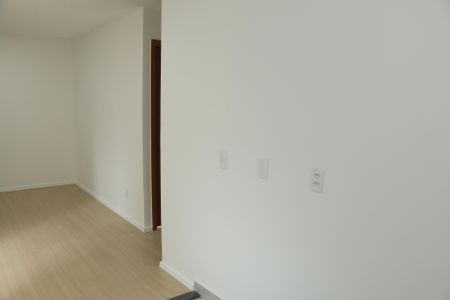 Cozinha de apartamento para alugar com 2 quartos, 55m² em Jardim Alvorada, Nova Iguaçu