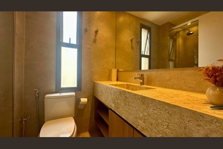 Apartamento à venda com 161m², 2 quartos e 2 vagas Apartamento à venda com 161m², 2 quartos e 2 vagasBanheiro