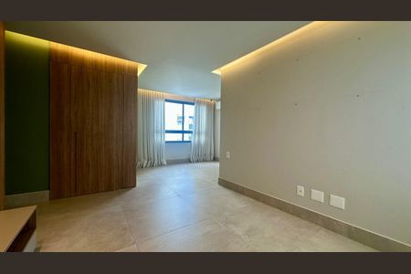 Apartamento à venda com 161m², 2 quartos e 2 vagas Apartamento à venda com 161m², 2 quartos e 2 vagasSala
