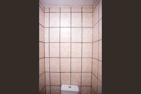 Casa à venda com 175m², 2 quartos e 2 vagasLavabo