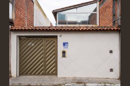 Casa à venda com 175m², 2 quartos e 2 vagasFachada