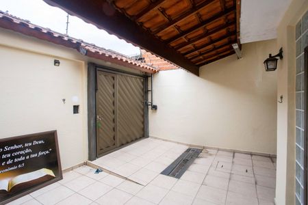 Casa à venda com 175m², 2 quartos e 2 vagasGaragem
