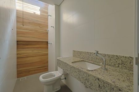 Casa à venda com 127m², 3 quartos e 1 vagaBanheiro