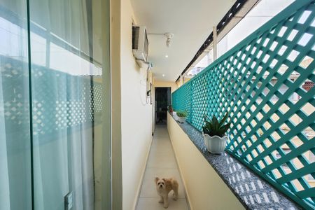 Corredor de apartamento à venda com 3 quartos, 85m² em Centro, Rio de Janeiro