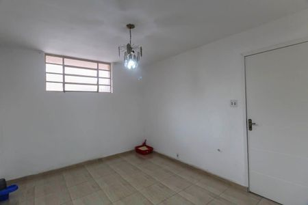 Casa à venda com 3 quartos, 158m² em Vila Paulo Silas, São Paulo