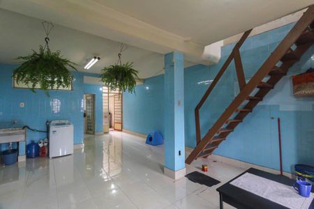 Casa à venda com 158m², 3 quartos e 1 vaga