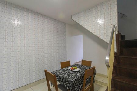 Casa à venda com 158m², 3 quartos e 1 vaga