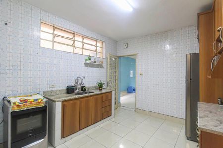 Casa à venda com 158m², 3 quartos e 1 vaga