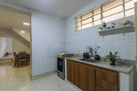 Casa à venda com 158m², 3 quartos e 1 vaga