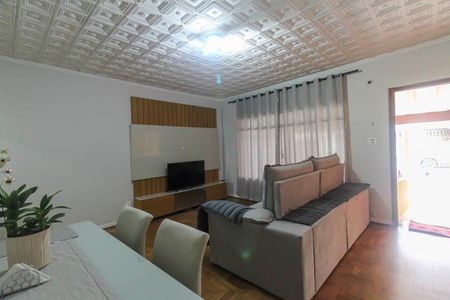 Casa à venda com 3 quartos, 158m² em Vila Paulo Silas, São Paulo