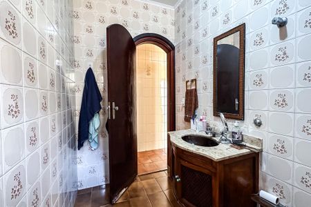 Casa à venda com 200m², 3 quartos e 1 vagaBanheiro 1