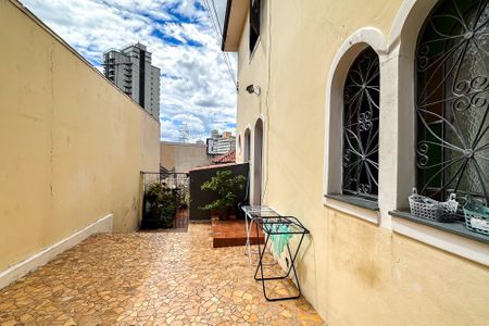 Casa à venda com 200m², 3 quartos e 1 vagaQuintal