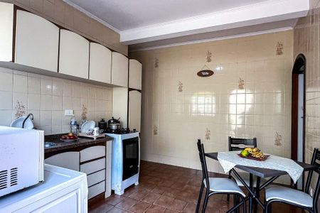 Casa à venda com 200m², 3 quartos e 1 vagaCozinha
