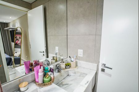 Apartamento à venda com 63m², 2 quartos e 1 vagaBanheiro da Suíte