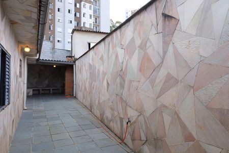 Casa à venda com 120m², 2 quartos e 2 vagasQuintal